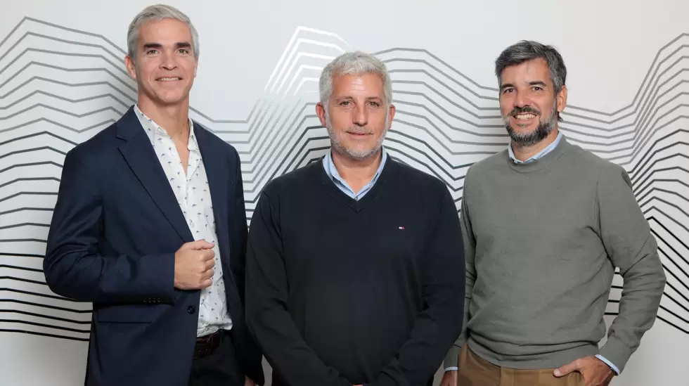 summit cco y cmo - 2do panel- comunicar es negocio