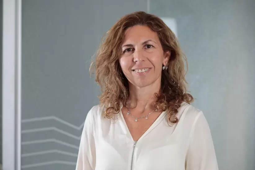 summit cco y cmo - 3er panel- el reto del streaming- analia mikati - dia -053