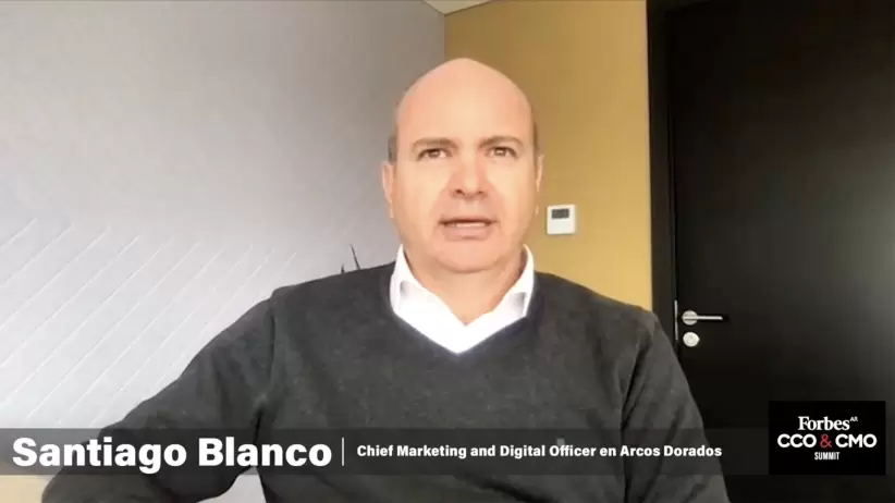 summit cco y cmo - 3er panel- el reto del streaming- santiago blanco - arcos dorados 3