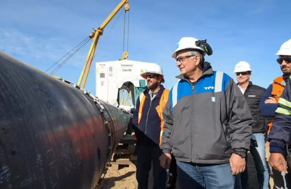 Sigue la argentinización de Vaca Muerta: YPF paga US$ 500 millones por dos áreas de la francesa TotalEnergies