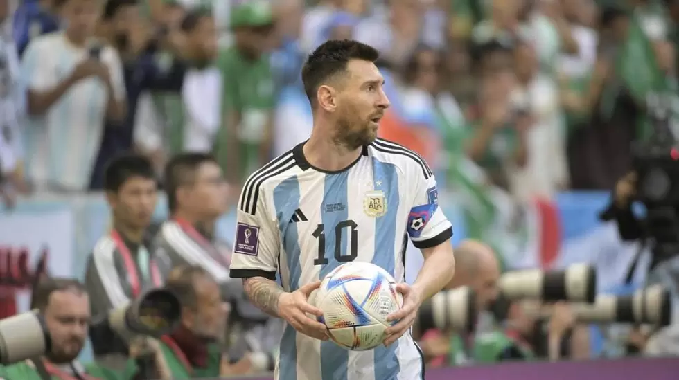 pelota messi