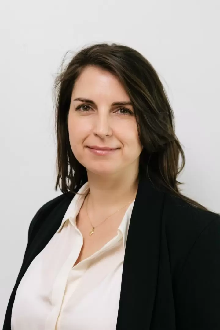 natalia tuset roiz, gerente comercial atv arquitectos.