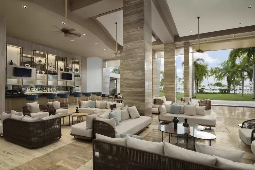 lobby bar