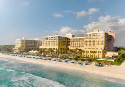 El nuevo lujo en Cancn: hoteles-museo, experiencias inmersivas y el turista que busca ms que playa