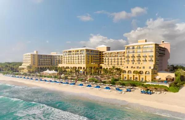 El nuevo lujo en Cancn: hoteles-museo, experiencias inmersivas y el turista que busca ms que playa