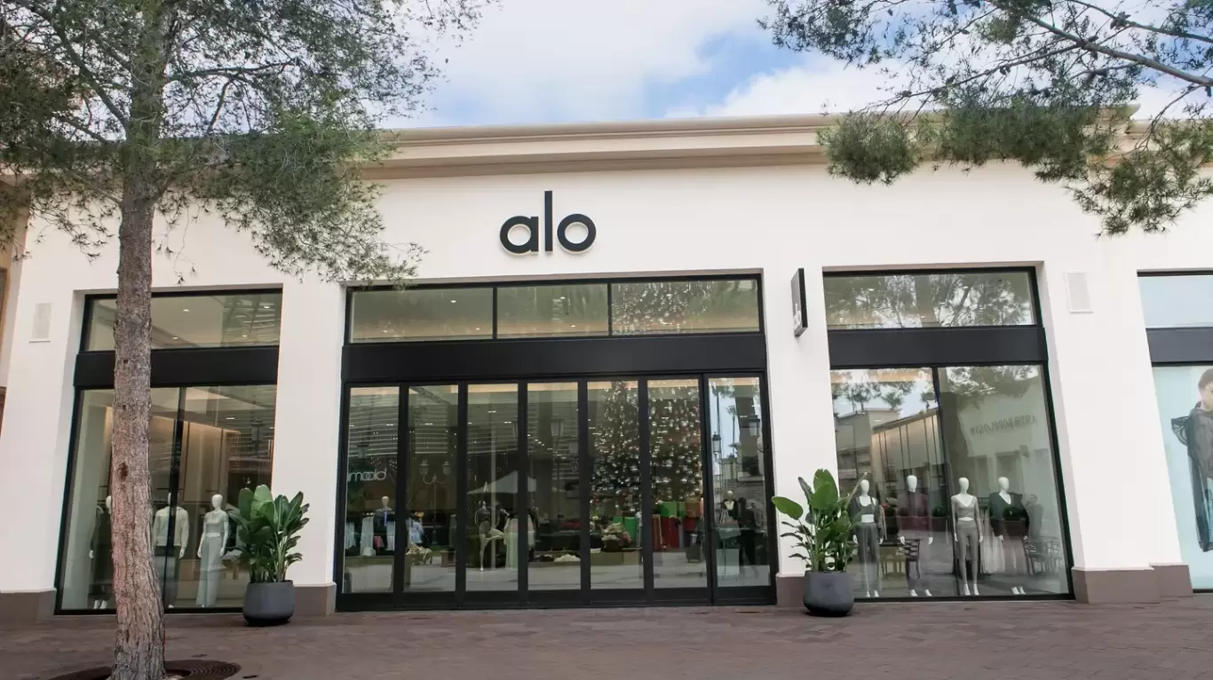 De las redes al xito global: cmo Alo Yoga conquist a celebrities de todo  el mundo y dispar la fortuna de sus fundadores - Forbes Argentina
