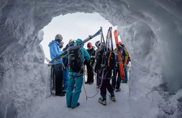 Las joyas del mundo para esquiar entre glaciares, montaas vrgenes y auroras boreales