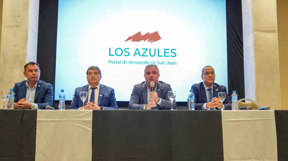 Los Azules estudio factibilidad