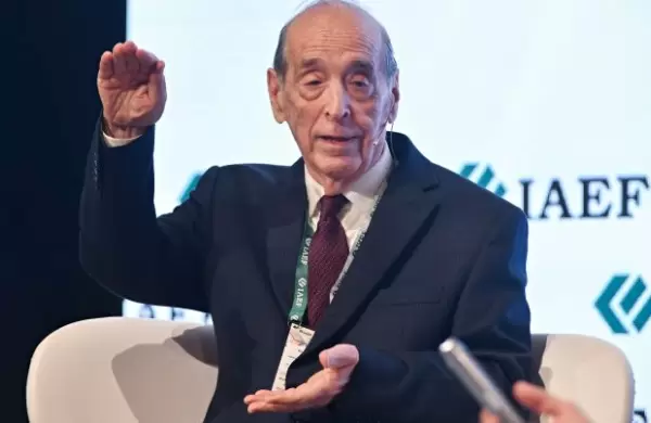 Ricardo Arriazu: "Si está, la plata de Estados Unidos es más que suficiente para parar la corrida"