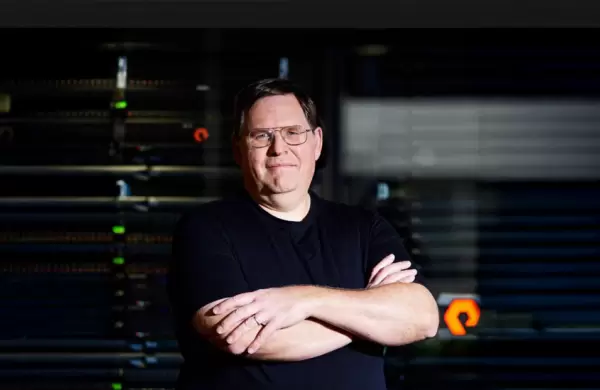 El hombre que predijo el fin de los discos duros y ahora gana millones ayudando a Meta con su IA