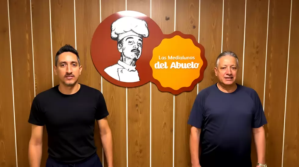 Jos Mara Snchez y Adrin Snchez. Las Medialunas del Abuelo