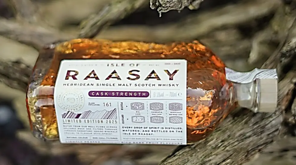 El whisky de pura malta Raasay Cask Strength.
