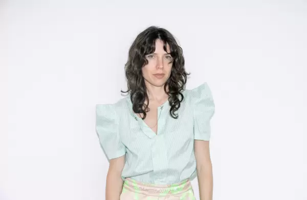 La historia y los proyectos de Eugenia Foguel, la artista que se viralizó por sus diseños de conceptos gastronómicos