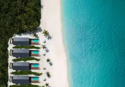 El equipo detrás de uno de los mejores hoteles de las Maldivas abrió un nuevo resort