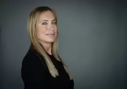 Carolina Abuchalja, fundadora y directora de EduSchool: "Abrir el colegio fue decir: basta de lo mismo"