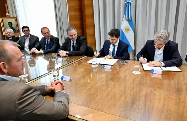 El gobierno elimin las retenciones al petrleo convencional en un guio a las provincias productoras