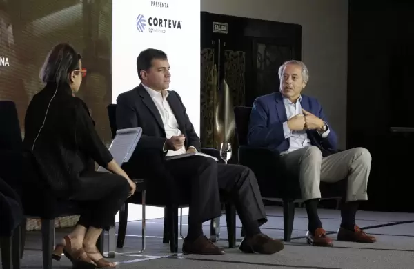 Desarmando restricciones: el Gobierno afirma que deroga "una norma por da hbil" para impulsar el agro