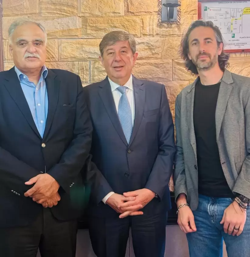 De izquierda a derecha: Miembros de FITA: Edgardo Tertzakián, Secretario, Luis Tendlarz, Presidente y Javier Chornik, Vice