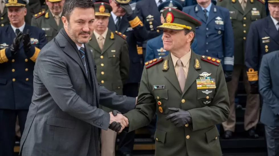 luis petri y el general carlos presti