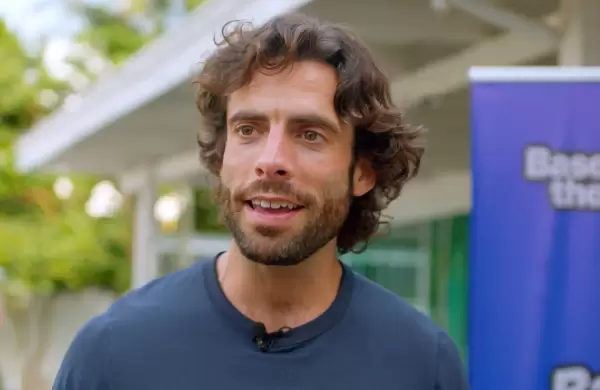 "Aqu se construyen cosas que resuelven problemas esenciales. Esa es la innovacin que realmente importa" dice Xen Baynham-Herd de Base