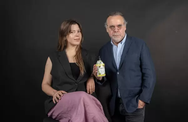 Son padre e hija, crearon la marca pionera en cosmtica vegana y venden ms de 1 milln de unidades al ao en 10 pases