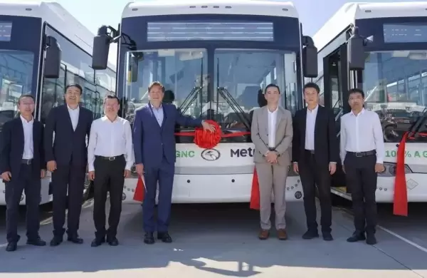 Un gigante chino tard solo 16 das en producir 150 colectivos que circularn por AMBA