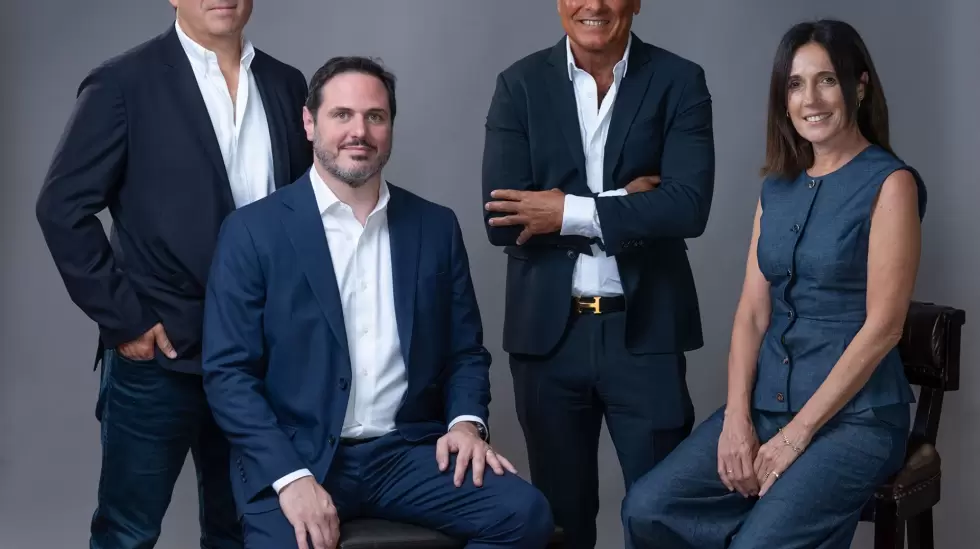 summit real state 2025 - 1er panel - construir en argentina -  251127np-0013