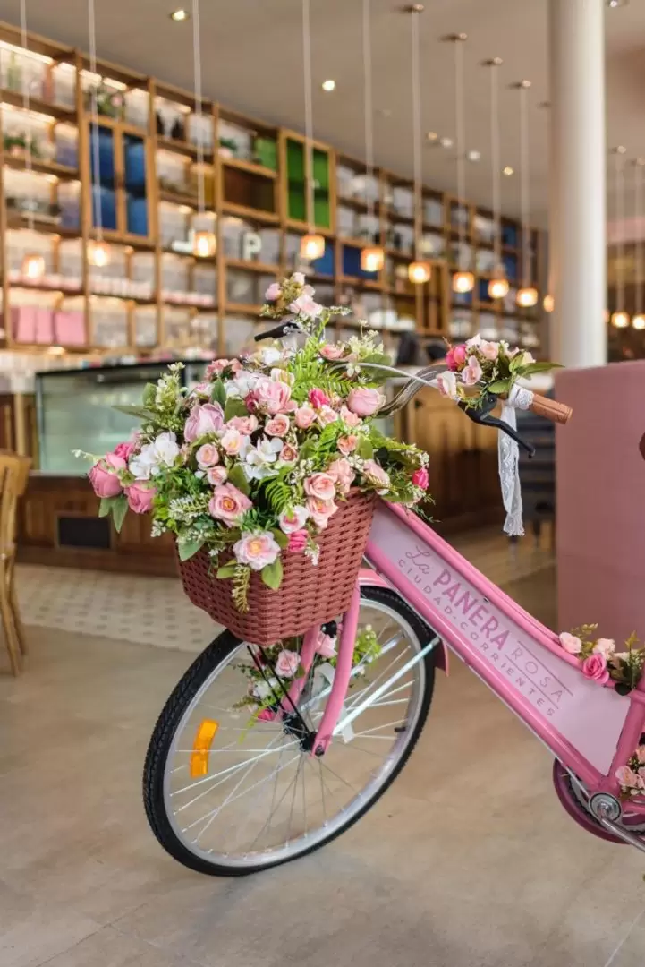 Formado como arquitecto, Leonardo Iluane diseñó personalmente cada local, desde la diagramación hasta la ambientación.
