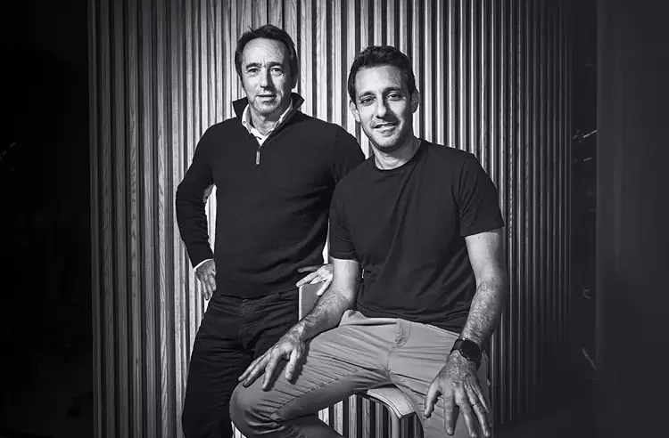 Marcos Galperin y Ariel Szarfsztejn, actual y futuro CEO de Mercado Libre (Leandro Fonseca / Exame.com).