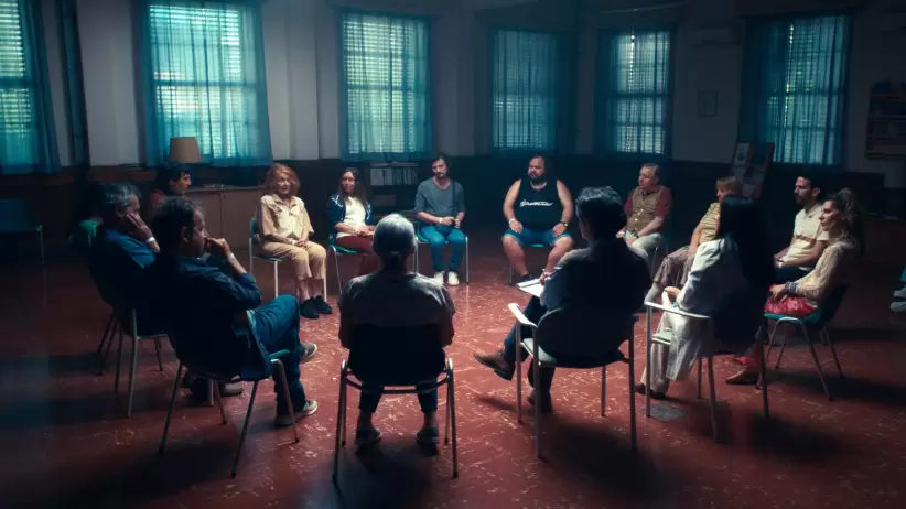 27 noches, una pelcula de Netflix dirigida, coescrita y coprotagonizada por el uruguayo Daniel Hendler.. Foto: Difusin.