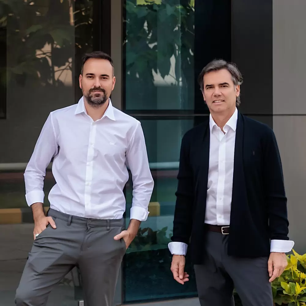 Argentina impulsa una inversión récord en India con una planta de US$250 millones para tarjetas premium y biodegradables