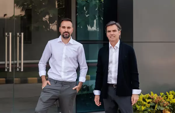 De oro y biodegradables: la apuesta de US$ 250 millones en la India de los argentinos que revolucionan el mercado de tarjetas de crdito