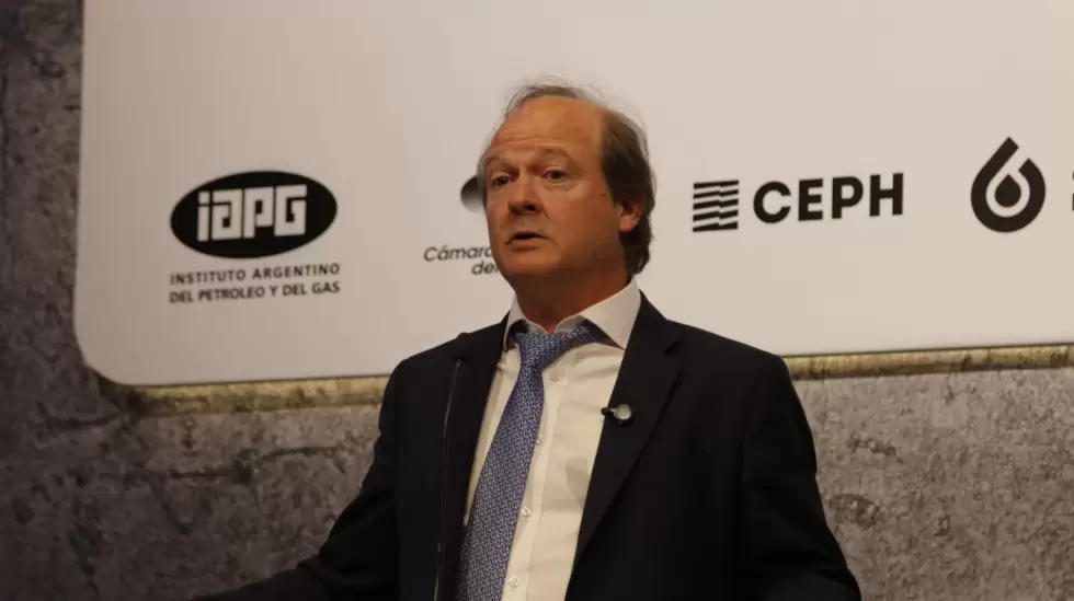 Daniel Gonzlez en el Da del Petrleo