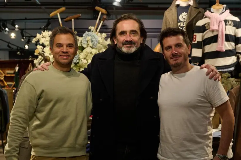  Superdry Sudamérica. Foto: Julian Dunkerton, Ezequiel García y Juan Ignacio Tubio