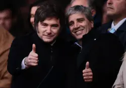 Reservas y una profecía autocumplida: el mercado espera que el riesgo país perfore los 500 antes de fin de año