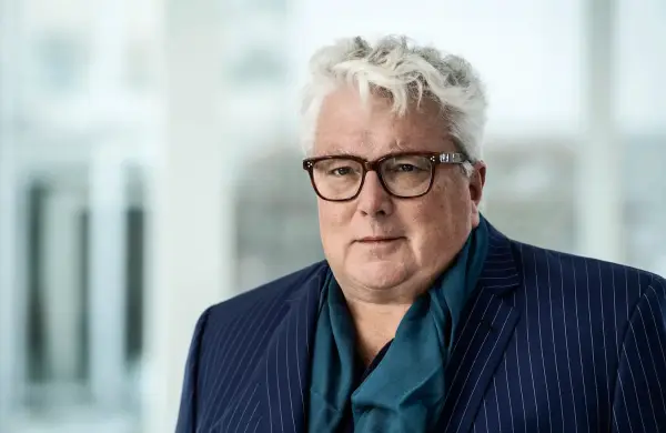 Quién es Hans Georg Näder, el dueño del megayate Pink Shadow valorado en US$ 60 millones que está en el puerto de Punta del Este