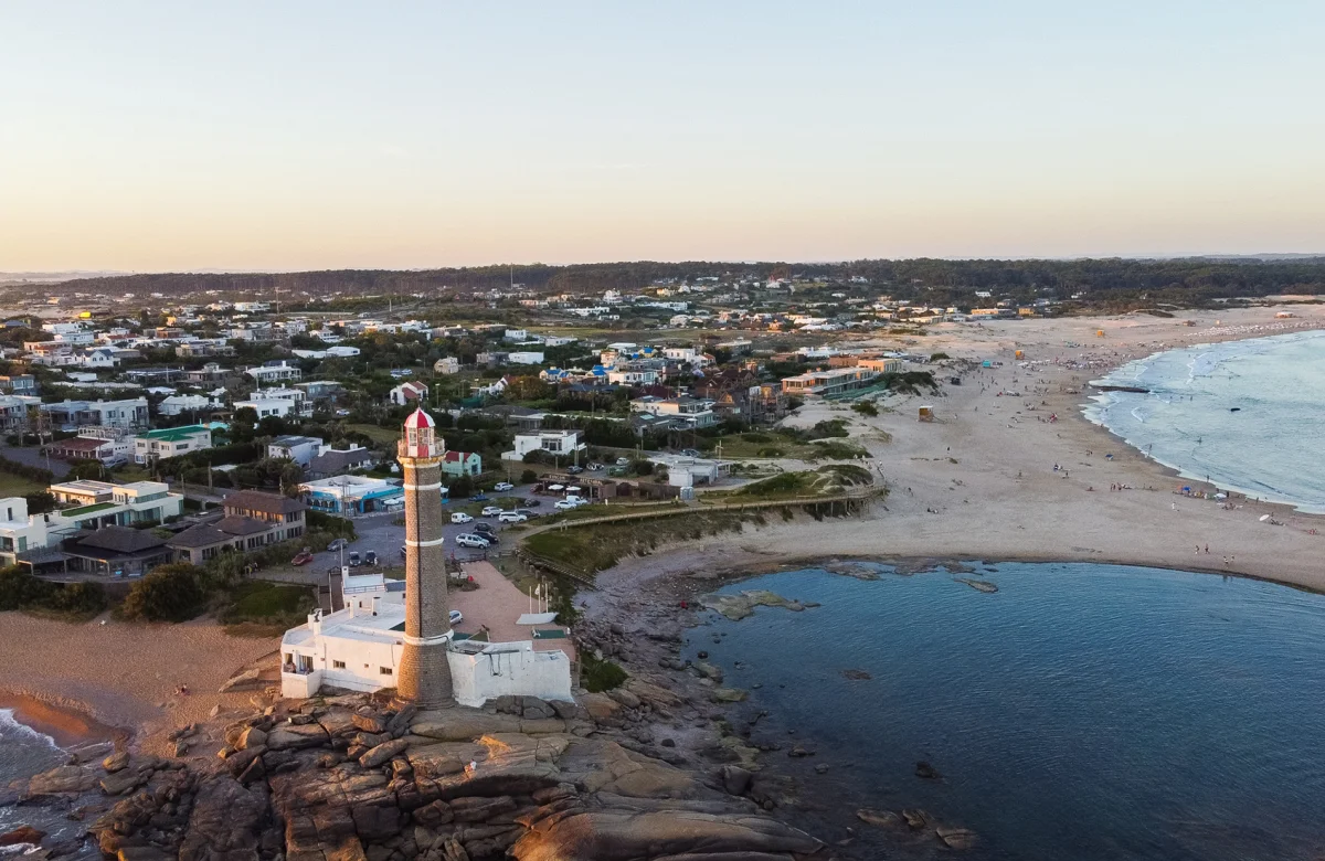 Punta del Este se prepara para otro récord de argentinos: boom de alquileres premium, pero con una temporada más corta