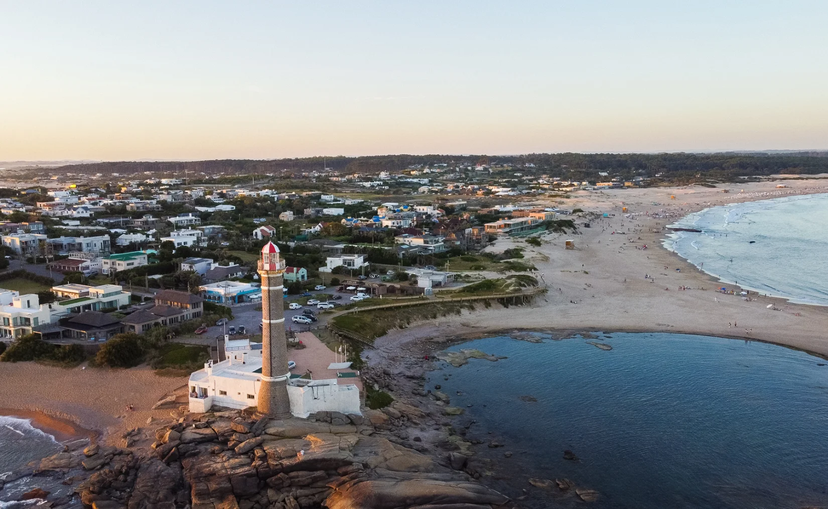 Punta del Este se prepara para otro récord de argentinos: boom de alquileres premium, pero con una temporada más corta