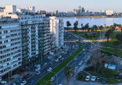 Permisos, pesos y multas: todos los datos para manejar por Uruguay este verano