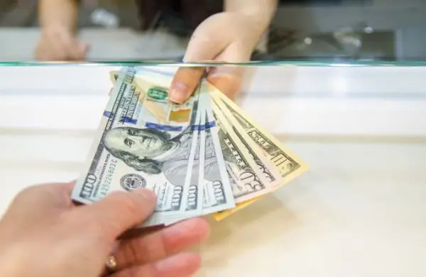 Dólares del colchón: guía paso a paso para declararlos bajo la Ley de Inocencia Fiscal