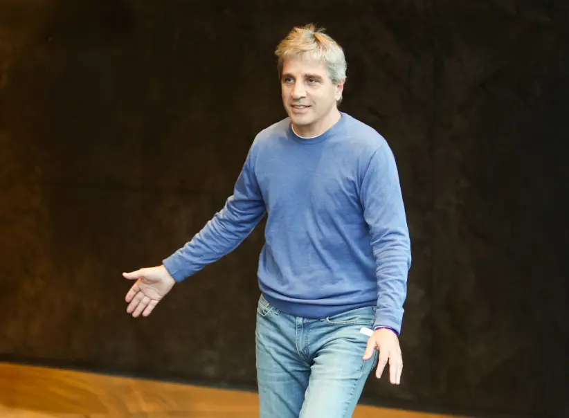 Luis Caputo. Gettyimages. Tobias Skarlovnik/Gettyimages CREDITO 2243480060