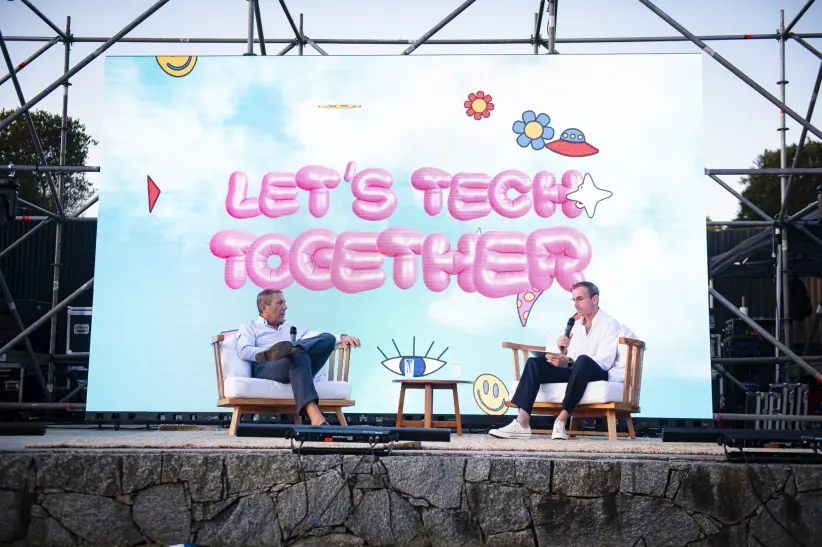 Gabriel Oddone en el escenario de Punta Tech. Foto: Gentileza.