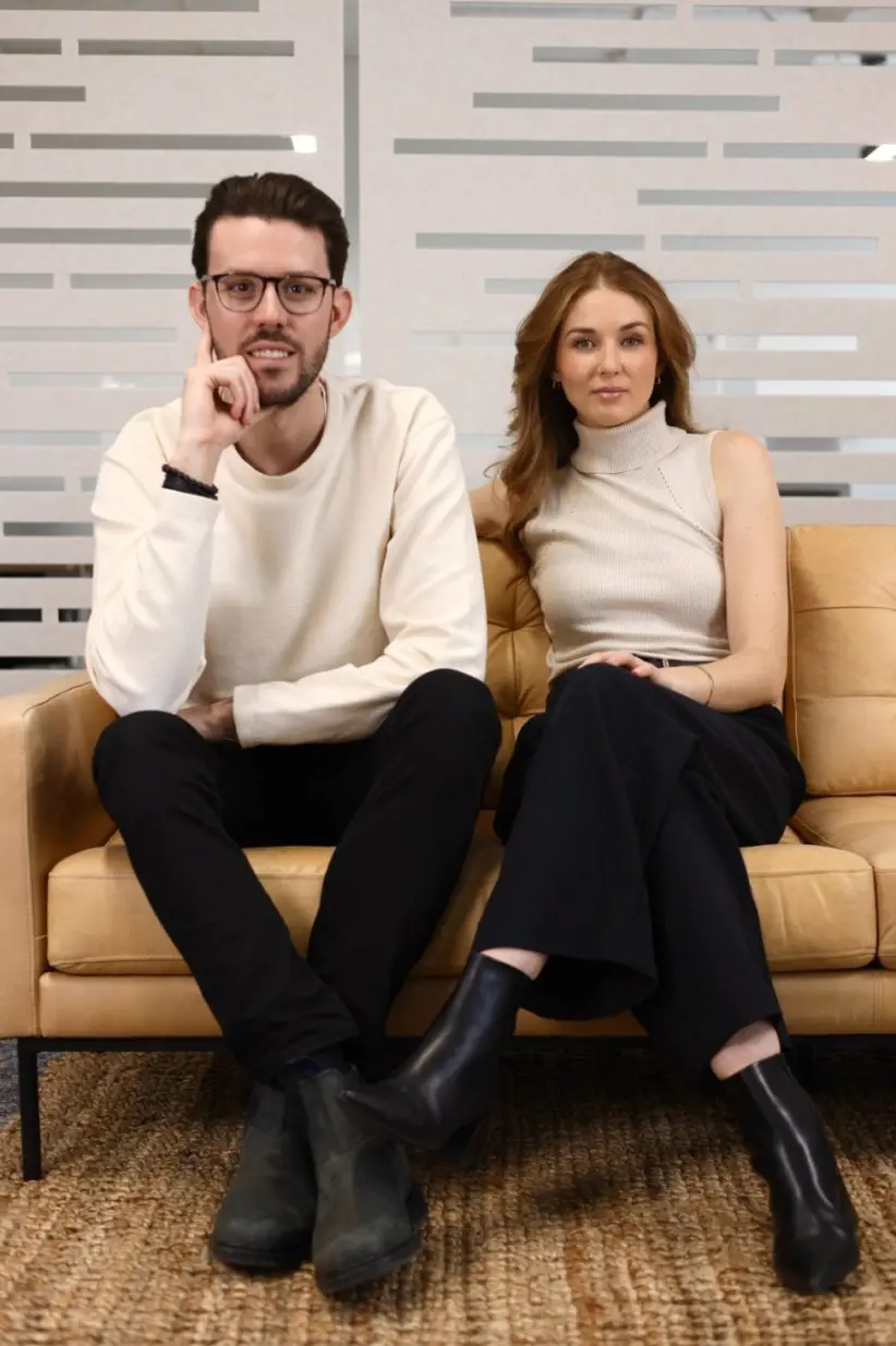 Brkaway: Francis Ayling y Bailey Rose King