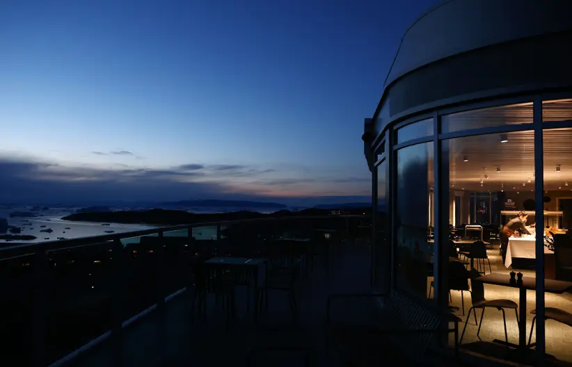 La isla apuesta por experiencias de baja escala, recorridos guiados y un contacto cuidadoso con la naturaleza (Photo by Mario Tama Getty Images)