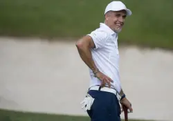 Batistuta, 2 de handicap, enfrentó a ídolos de futbol en un duelo de golf millonario