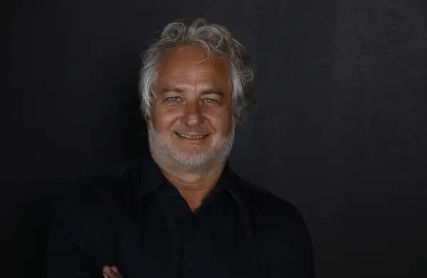 Guibert Englebienne de Globant: “Las compañías que adopten la inteligencia artificial van a hacer desaparecer a la competencia”