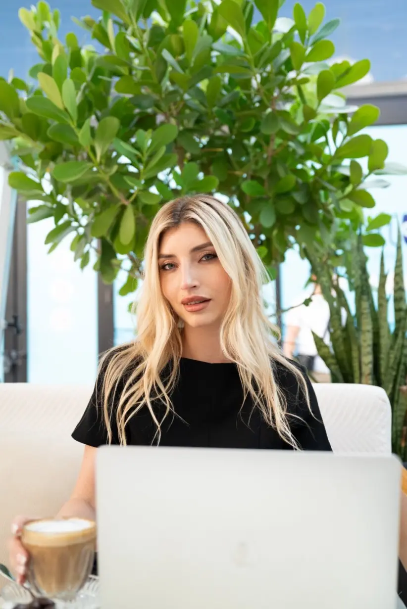 Niki Beauty Bar Nicole Barata