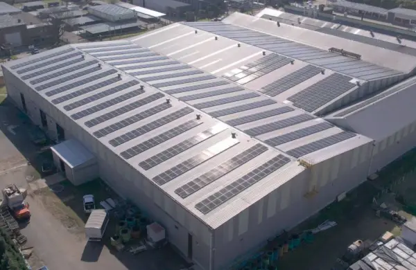 Cómo esta empresa busca transformar la red eléctrica del AMBA con inteligencia artificial y baterías de litio