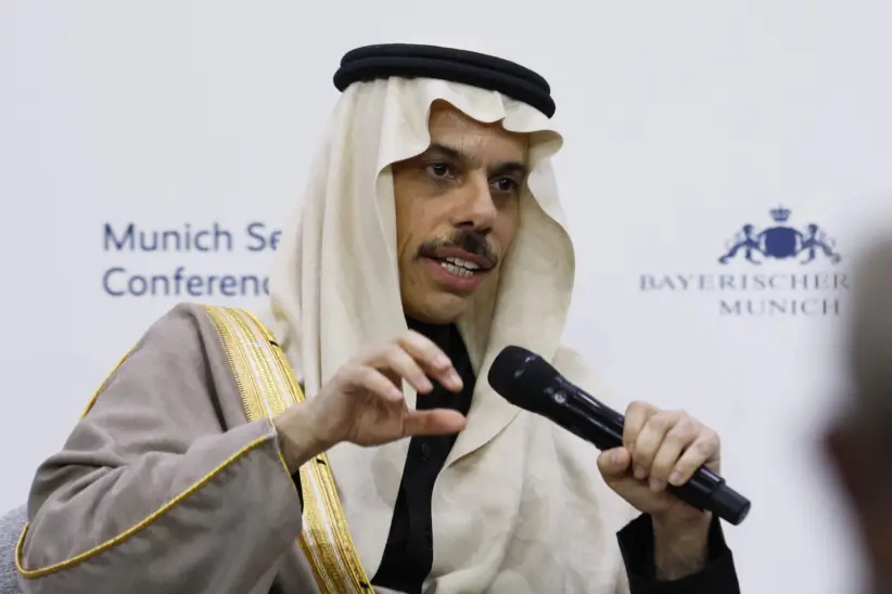 Príncipe Faisal bin Farhan Al Saud de Arabia Saudita. Foto de Johannes Simon/Getty Images.