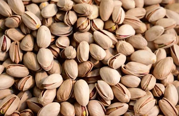 Radiografía del nuevo oro verde: las claves del negocio que crece al 500% y seduce a los grandes players